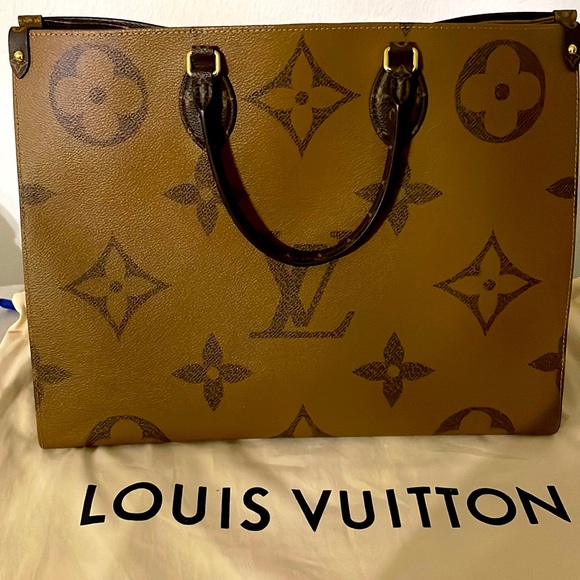 Louis Vuitton Handbags - Louis Vuitton On the Go GM